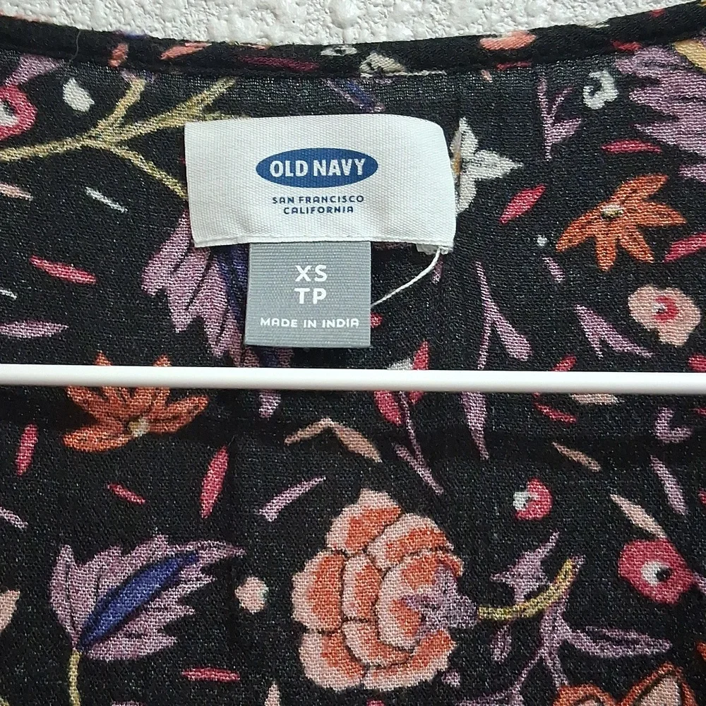 Old Navy Black and Red Floral Blouse,  Ladies X-Small Floral Peasant Blouse - Picture 3 of 5